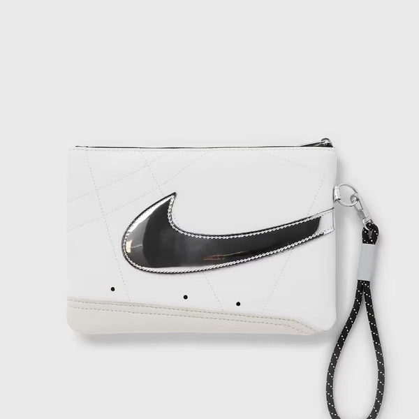 WOMENS NIKE ICON BLAZER WRISTLET LARGE Chrome 1