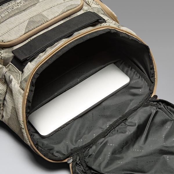FOS900737-32P ABSTRACT CAMO MIST 8