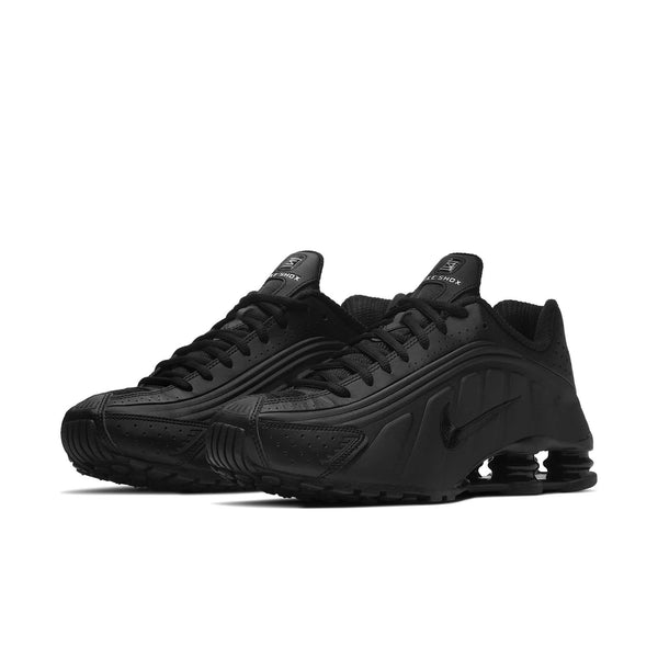 [104265-044] Mens Nike SHOX R4 'TRIPLE BLACK MATTE'