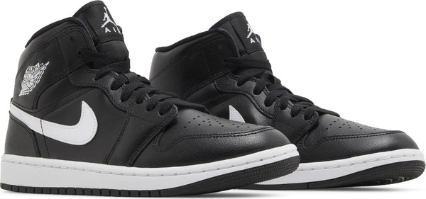 [DV0991-001] Womens Air Jordan RETRO 1 MID 'BLACK WHITE'