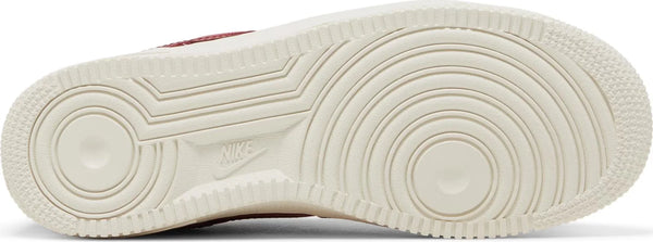[DR9503-600] Womens Nike AIR FORCE 1 LOW '07 PRM 'TEAM RED SAIL'
