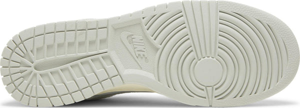 [DV7210-001] Mens Nike Dunk Low SE 'Gone Fishing Chinook Salmon'