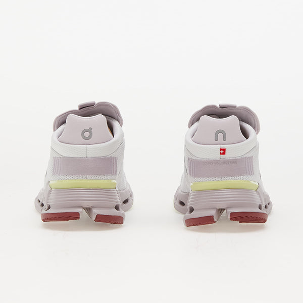 [26.97886] Womens On Running CLOUDNOVA