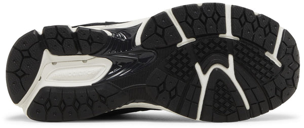 [GC2002BK] GRADE SCHOOL NEW BALANCE 2002R 'BLACK'