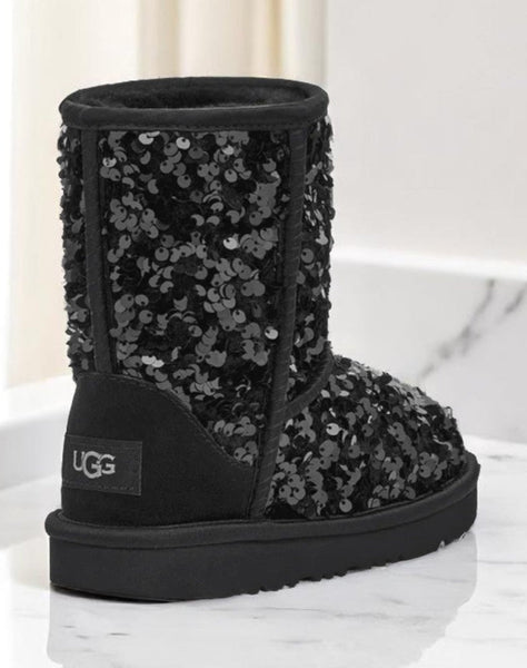[1135330K-BLK] Kids UGG CLASSIC SHORT CHUNKY SEQUIN BOOT