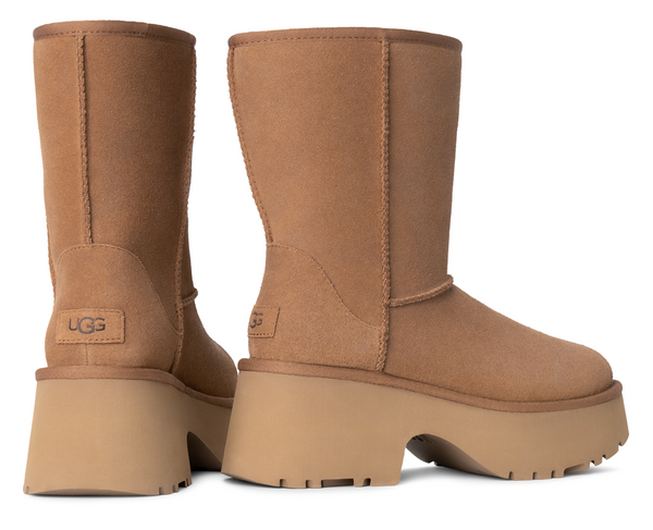 [1158310-CHE] WOMENS UGG CLASSIC SHORT NEW HEIGHTS BOOT 'CHESTNUT'