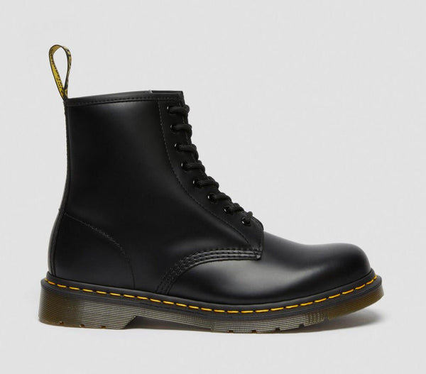 [11822006] Mens Dr. Martens 1460 SMOOTH LEATHER LACE UP BOOT