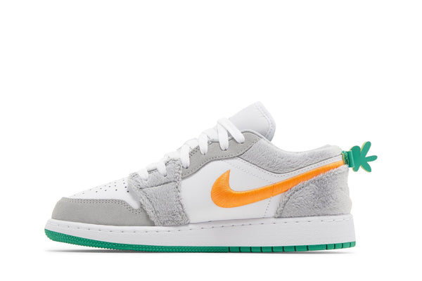 [DZ6333-083] Grade School Air Jordan RETRO 1 LOW SE 'RABBIT (GS)'