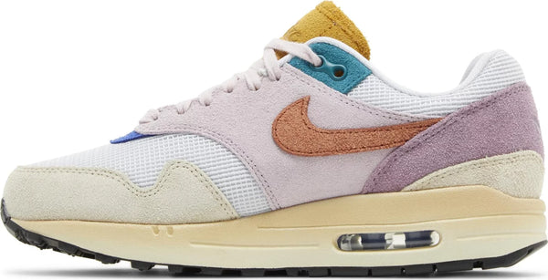 [FN7200-224] Womens Nike AIR MAX 1 'TAN LINES'