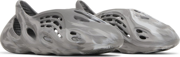 [IE4931] Mens Adidas Yeezy Foam RNR 'MX Granite'