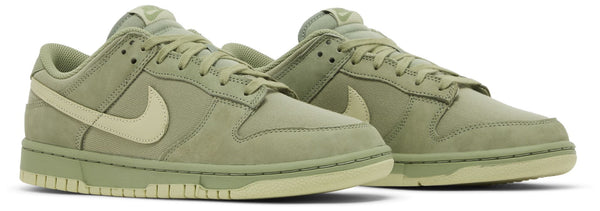 [FB8895-300] MENS NIKE DUNK LOW RETRO PREMIUM 'OIL GREEN OLIVE AURA'