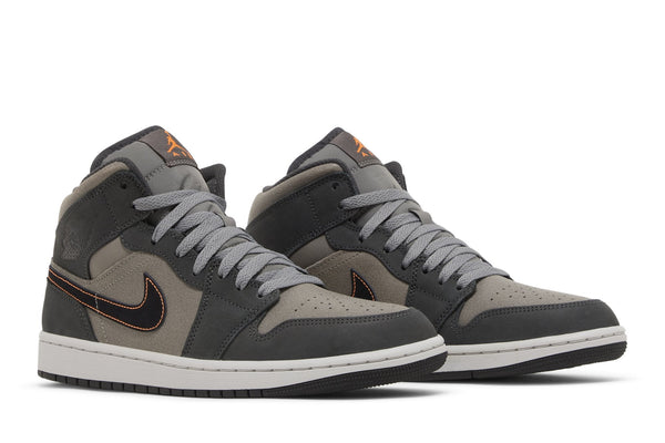 [FQ8338-017] Mens Air Jordan Retro 1 Mid SE 'Night Stadium'