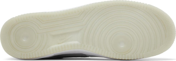 [FJ4170-001] Mens Nike Air Force 1 '07 LV8