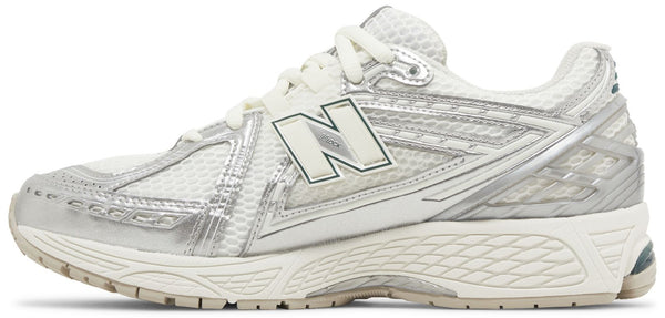 [M1906REE] MENS NEW BALANCE 1906R 'SILVER METALLIC SEA SALT'