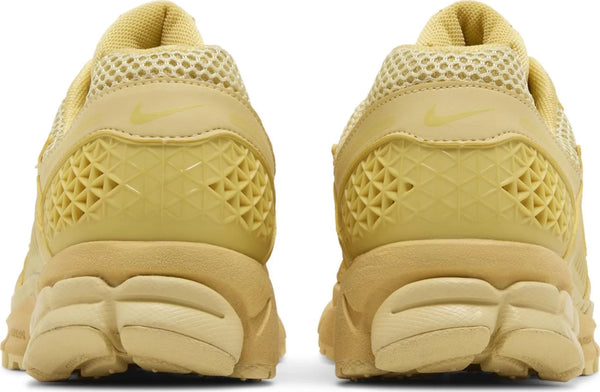 [FQ7079-700] Womens Nike Zoom Vomero 5