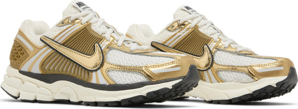[HF7723-001] Mens Nike Zoom Vomero 5 Gold