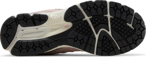 [M2002RFC] Mens New Balance 2002R 'ORB PINK'