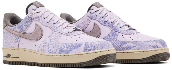 [HF2898-500] MENS NIKE AIR FORCE 1 '07 LV8 'PURPLE SNAKESKIN'