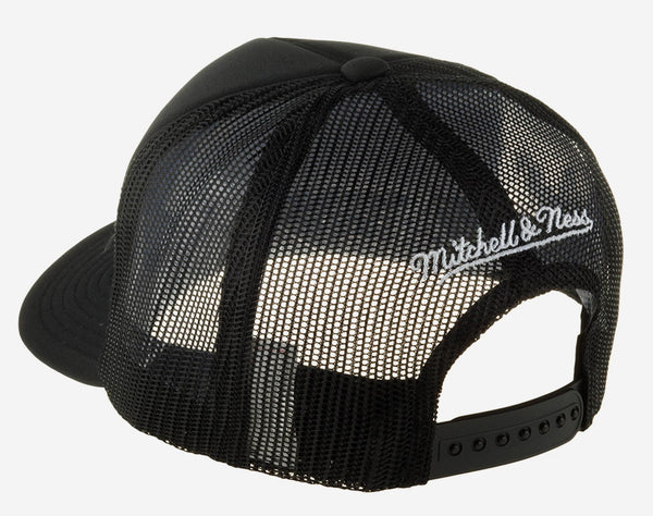 [HT8315-WRTBLCK] MENS MITCHELL & NESS WWE TRUCKER WRESTLEMANIA