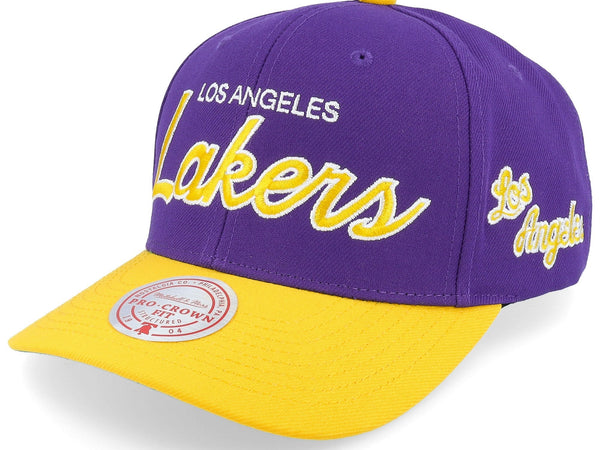 Mens MITCHELL & NESS NBA TEAM SCRIPT 2.0 PRO SNAPBACK HWC LAKERS