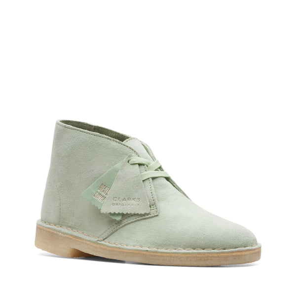 [26165559] WOMENS CLARKS DESERT BOOT PALE GREEN