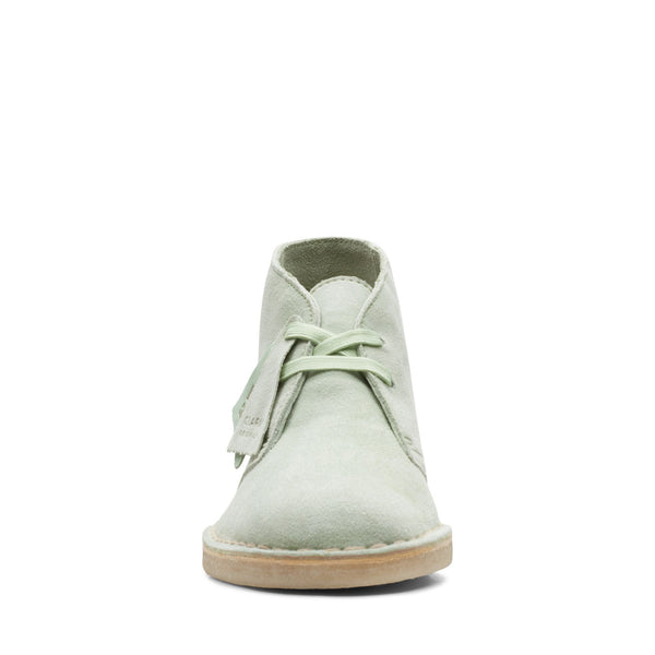 [26165559] WOMENS CLARKS DESERT BOOT PALE GREEN