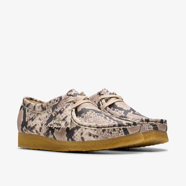 [26179329] WOMENS CLARKS WALLABEE