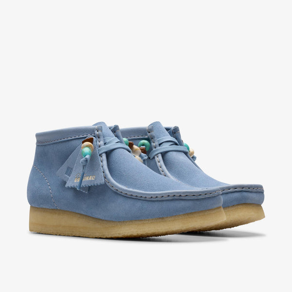 [26180162] WOMENS CLARKS WALLABEE BOOT.