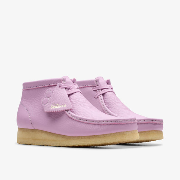 [26180648] WOMENS CLARKS WALLABEE BOOT.