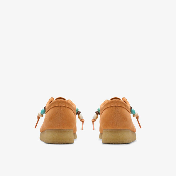 [26180671] WOMENS CLARKS WALLABEE.