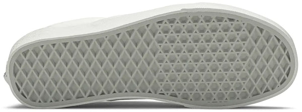 [VN000EYEW00] MENS VANS UA CLASSIC SLIP-ON TRUE WHITE - TRUE WHITE/TRUE WHITE