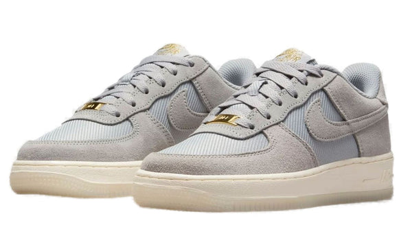 [FZ1022-001] GRADE SCHOOL NIKE AIR FORCE 1 LV8 3 BG 'LIGHT SMOKE'