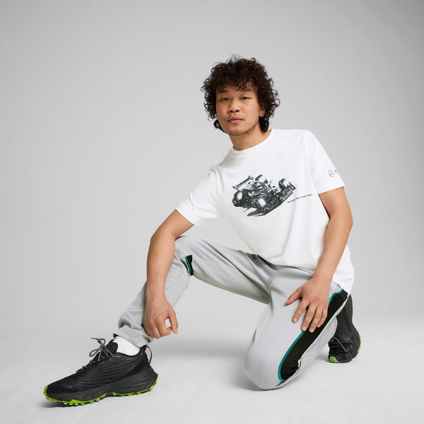 [627347-03] MENS PUMA MAPF1 ESSENTIALS CAR GRAPHIC TEE