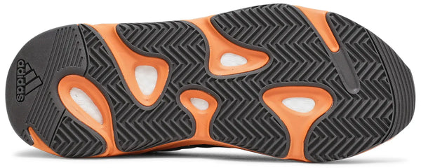 [GW0296] MENS ADIDAS YEEZY BOOST 700