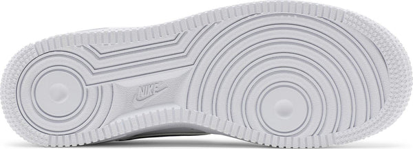 [DM3322-100] Grade School Nike AIR FORCE 1 LOW '07 LV8 'DOUBLE SWOOSH WHITE METALLIC GOLD (GS)'