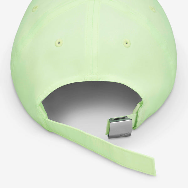 [FB5064-376] YOUTH NIKE GREEN METAL SWOOSH PERFORMANCE ADJUSTABLE HAT