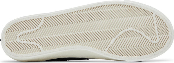 [DQ1470-101] Womens Nike Blazer Low 77 Jumbo 'White Black Sail' (W)
