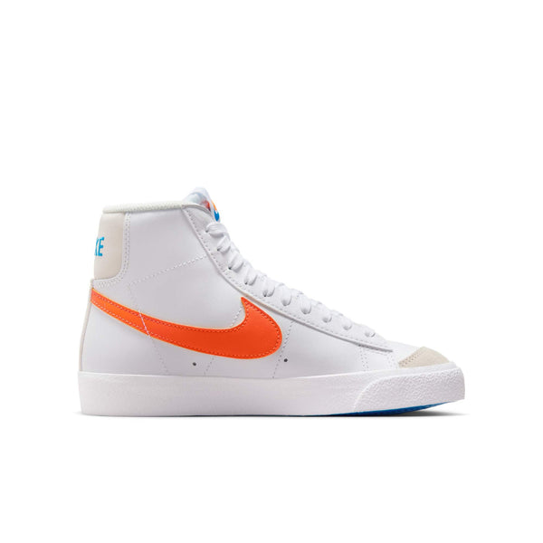 [DA4086-116] GRADE SCHOOL NIKE BLAZER MID 77 'WHITE TOTAL ORANGE' (GS)