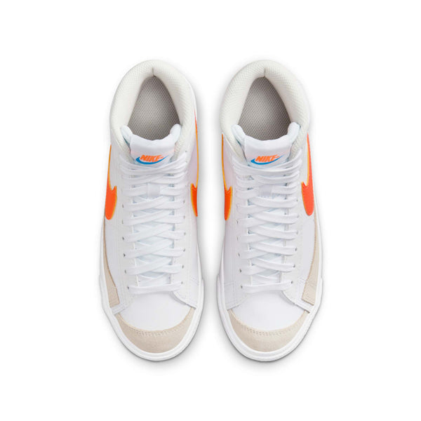 [DA4086-116] GRADE SCHOOL NIKE BLAZER MID 77 'WHITE TOTAL ORANGE' (GS)