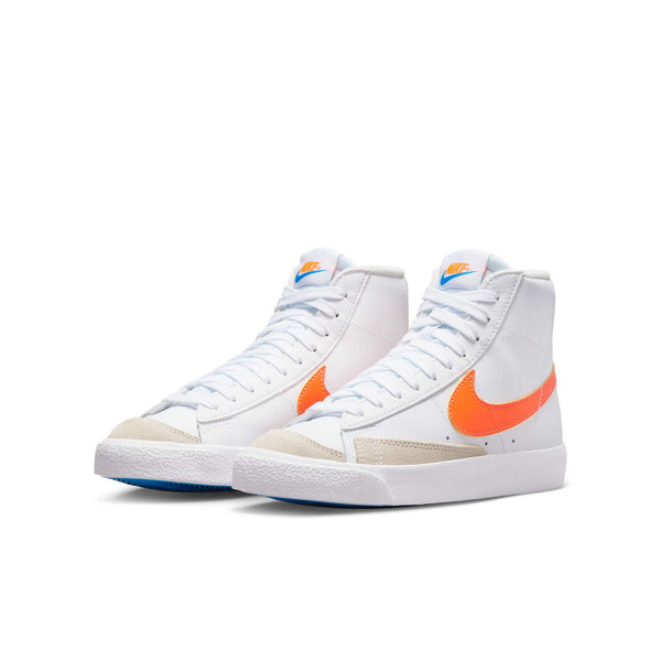 [DA4086-116] GRADE SCHOOL NIKE BLAZER MID 77 'WHITE TOTAL ORANGE' (GS)
