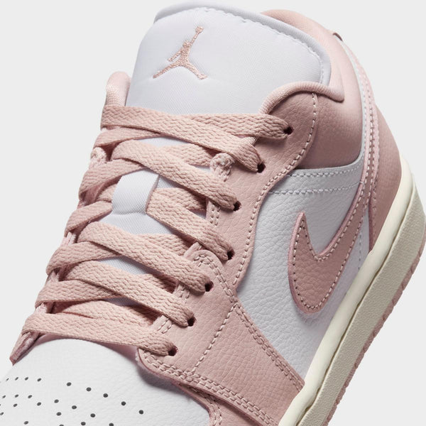 [DC0774-162] WOMENS AIR JORDAN RETRO 1 LOW 'PINK OXFORD'