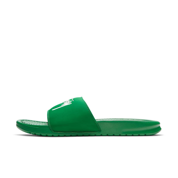 [DC5239-300] MENS NIKE BENASSI SLIDE 'STUSSY PINE GREEN SAIL'