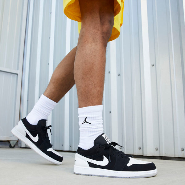 [DH6931-001] Mens Air Jordan Retro 1 Low 'Diamond Shorts'