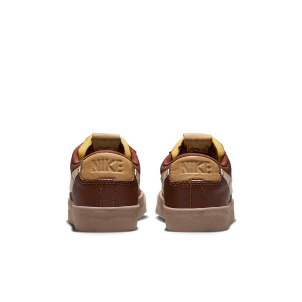 [DQ7670-200] Mens Nike Blazer Low '77 EMB