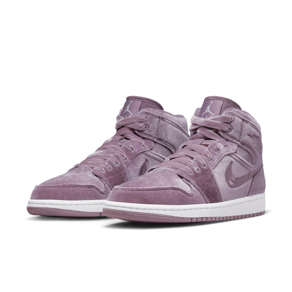 [DQ8397-500] Womens Air Jordan RETRO 1 MID SE 'PURPLE VELVET'