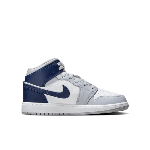 [DQ8423-104] Grade School Air Jordan RETRO 1 MID