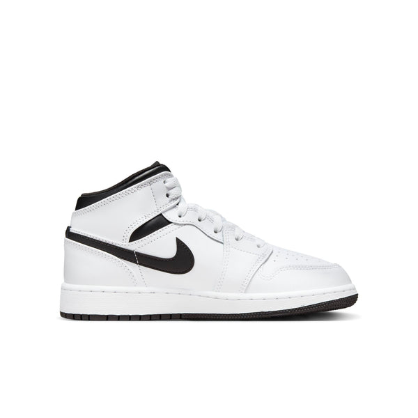 [DQ8423-132] Grade School Air Jordan RETRO 1 MID REVERSE PANDA