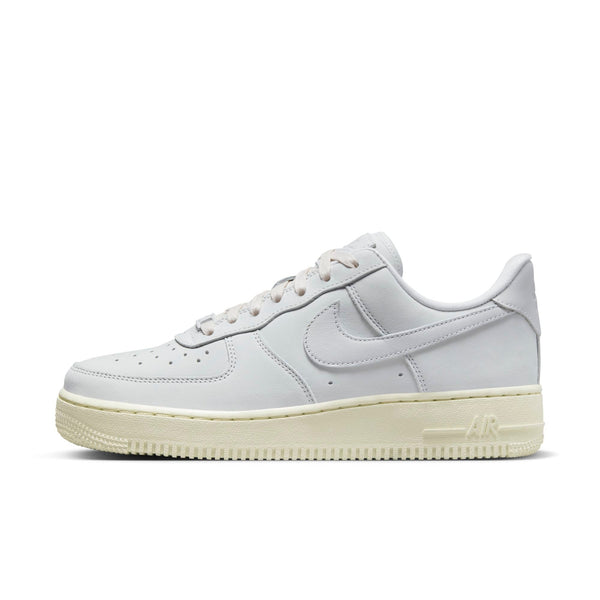 [DR9503-100] Womens Nike Air Force 1 Premium