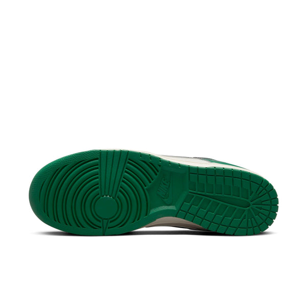 [DR9654-100] Mens Nike DUNK LOW SE 'LOTTERY PACK MALACHITE GREEN'