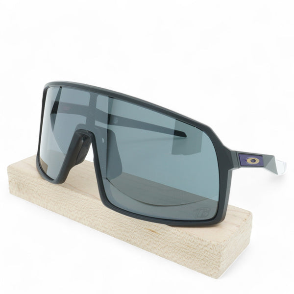 [OO9406-55] UNISEX OAKLEY SUTRO SUNGLASSES